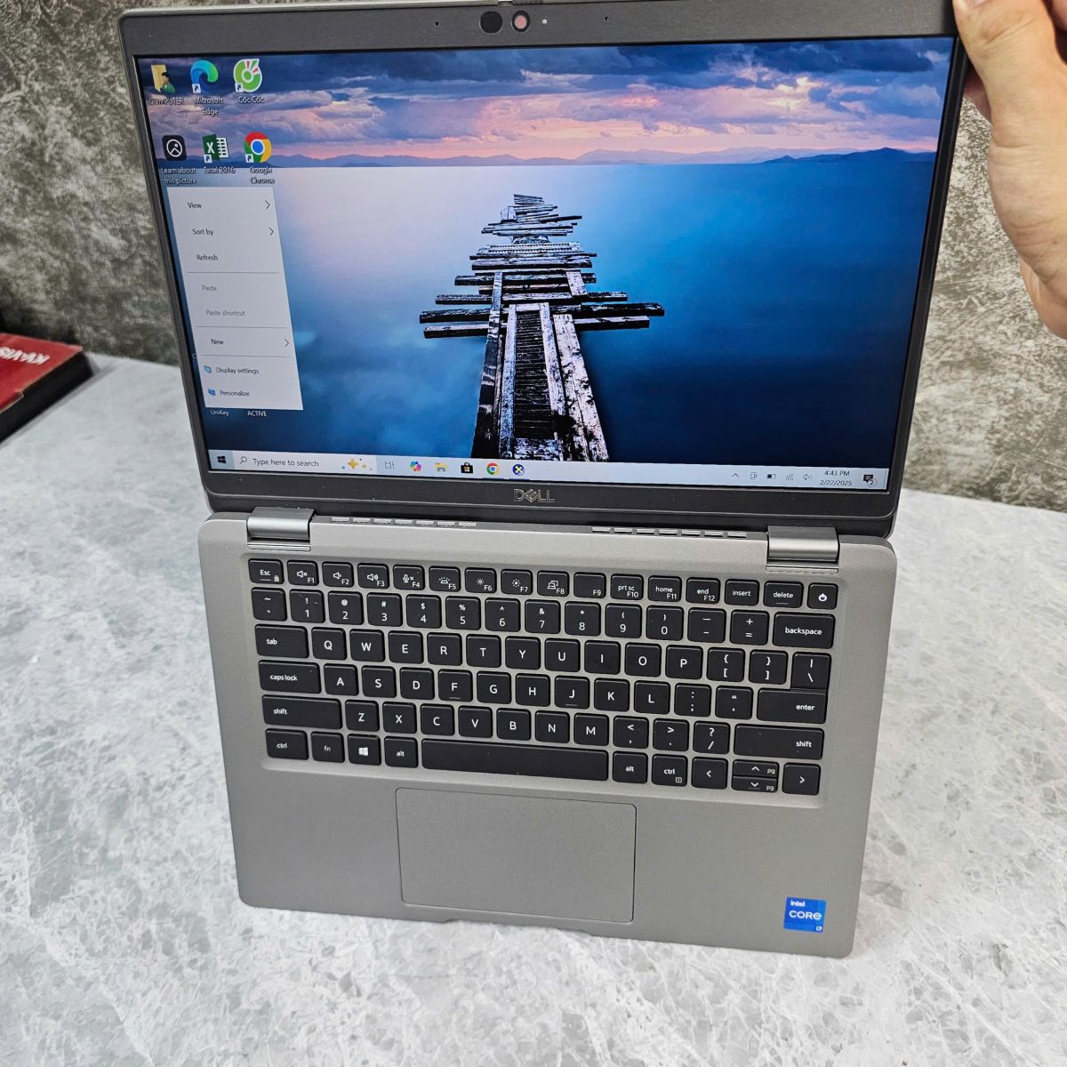 Màn hình IPS sắc nét của Dell Latitude 5320